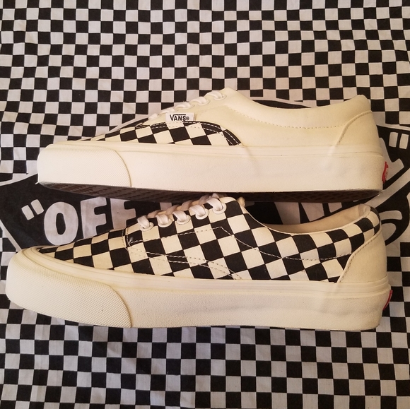 COPY - Unisex Checkered Vans - Picture 4 of 8